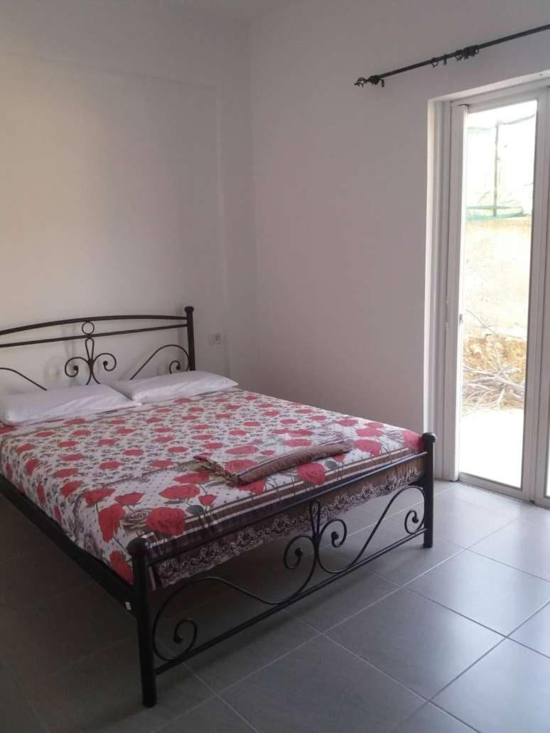 Paradise View Himare Room photo