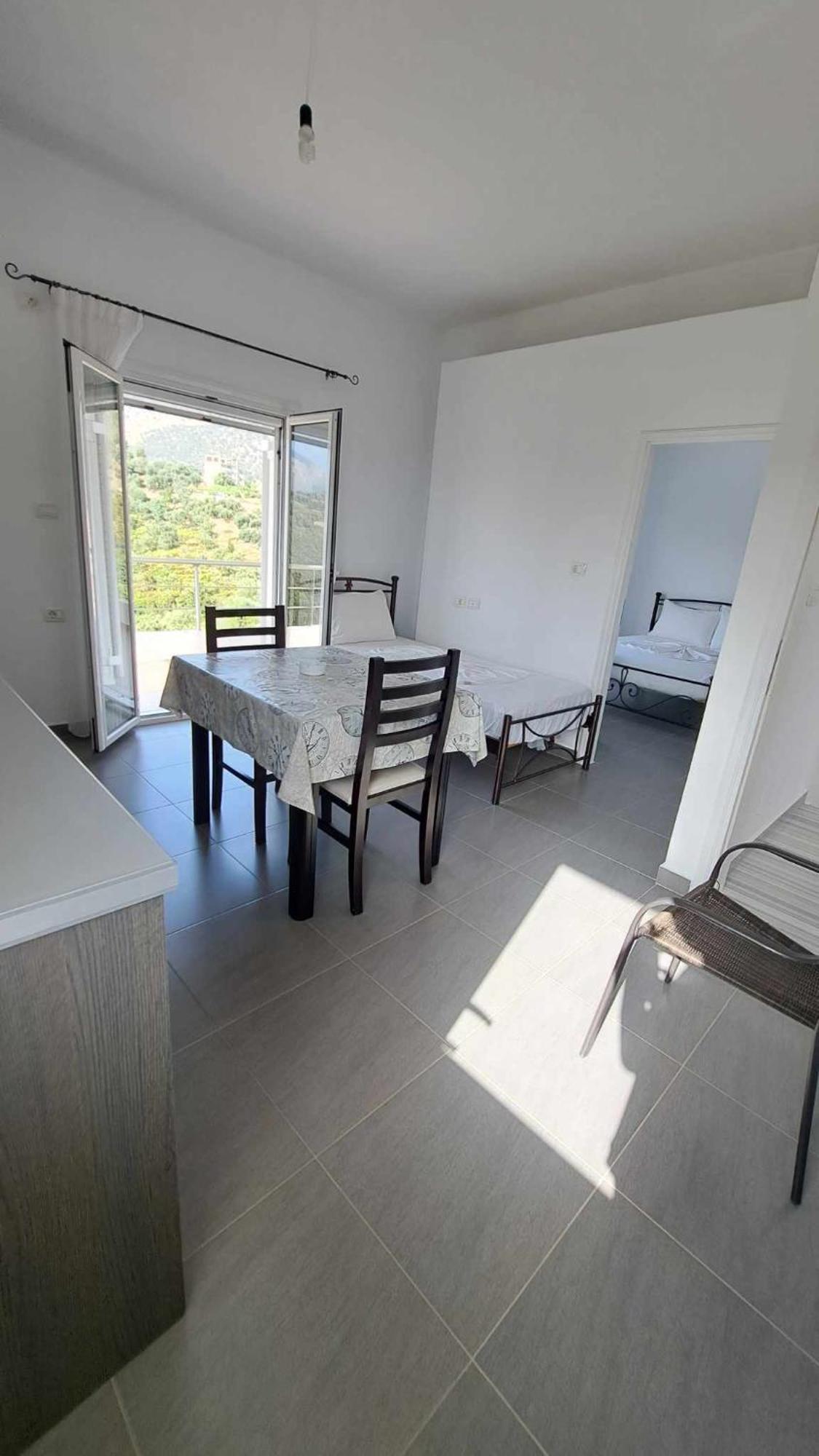 Paradise View Himare Room photo